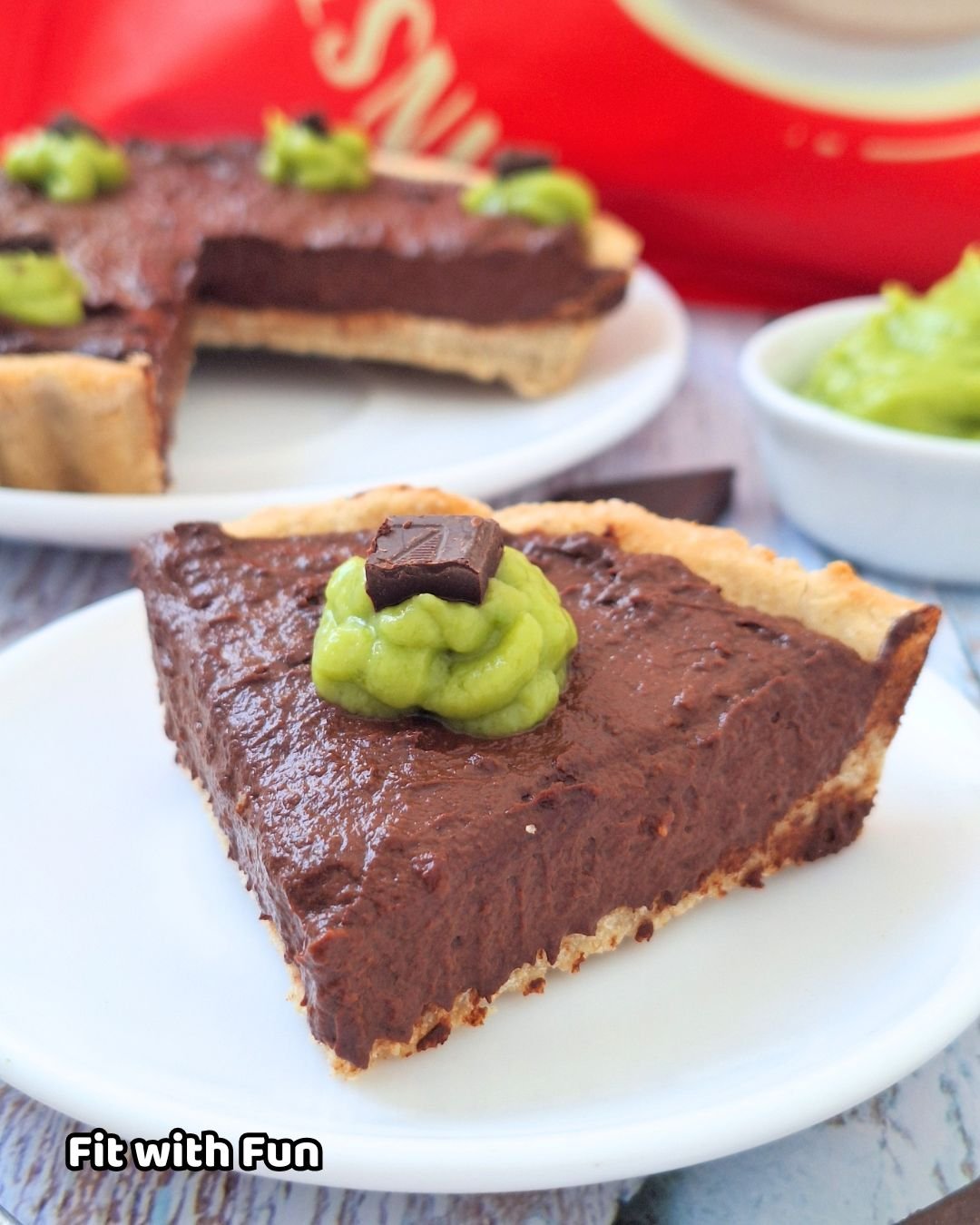 Crostata di Avena Senza Glutine con Crema di Avocado e Cacao
