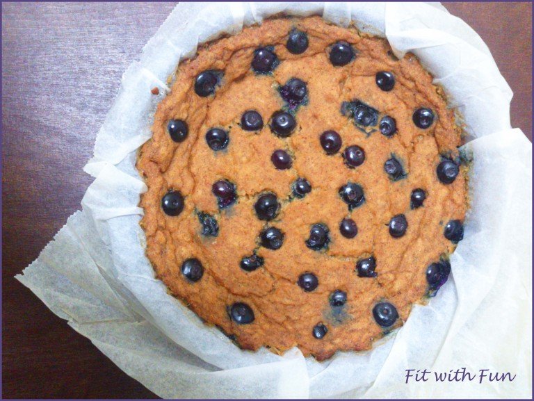 Torta Pancake ai Ceci e Mirtilli Vegana e Senza Glutine