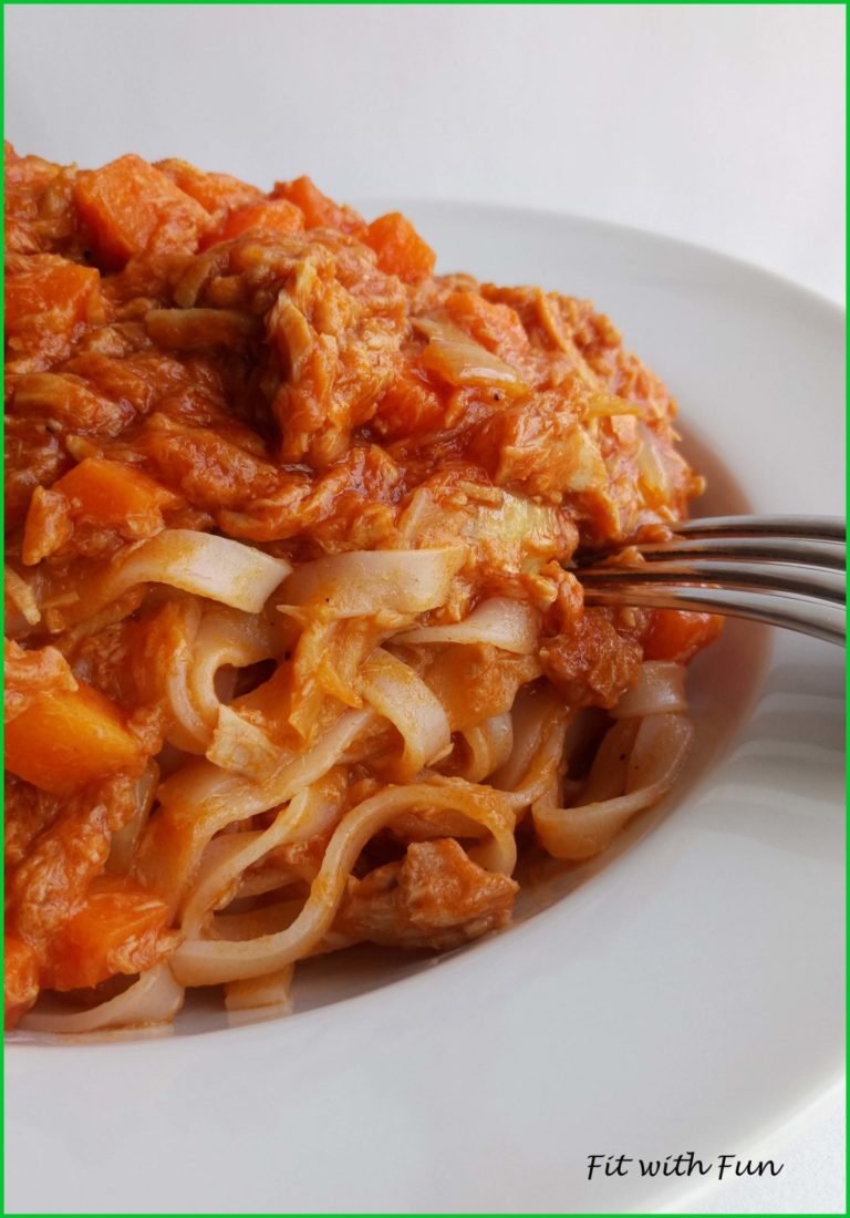 Fettuccine di Riso con Ragù alla Bolognese di Tonno