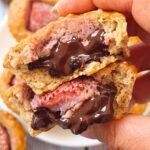 Muffin Proteici alle Fragole con Cuore Fondente Senza Lattosio