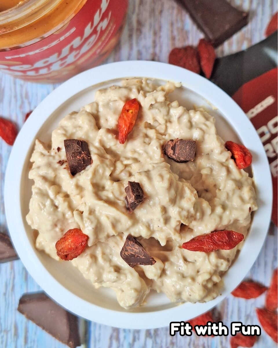 Cookie Dough Proteico con Fiocchi d’Avena e Yogurt Greco