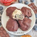 Snack Gelato Proteico di Mirtilli Yogurt e Cioccolato