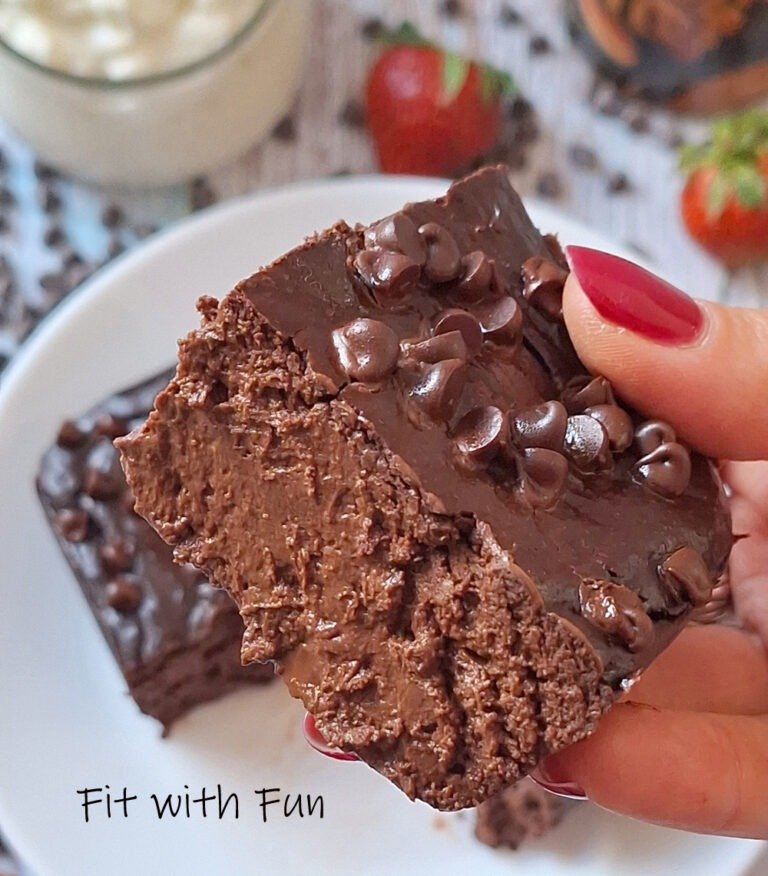 Brownie fiocchi di latte e cacao 4 ingredienti senza farina