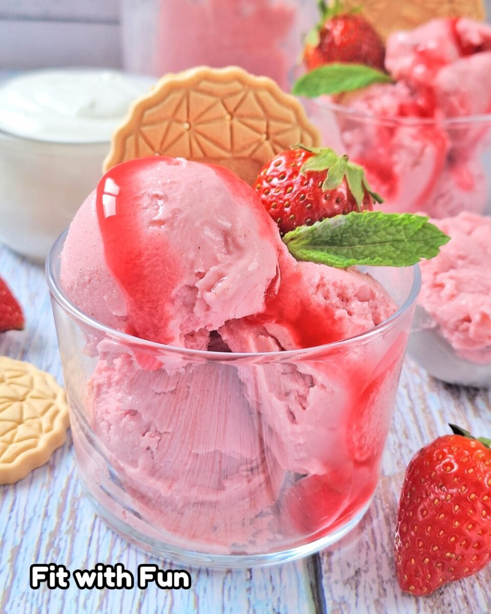 Gelato fragole e yogurt greco 50 calorie proteico e senza zucchero