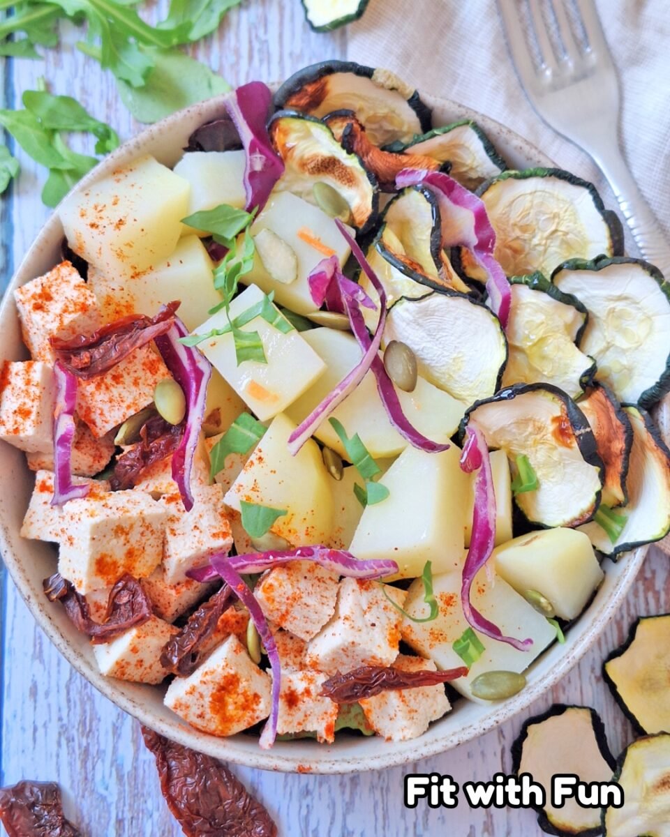 3 ricette di insalata di patate bilanciate: vegana, pollo e uovo