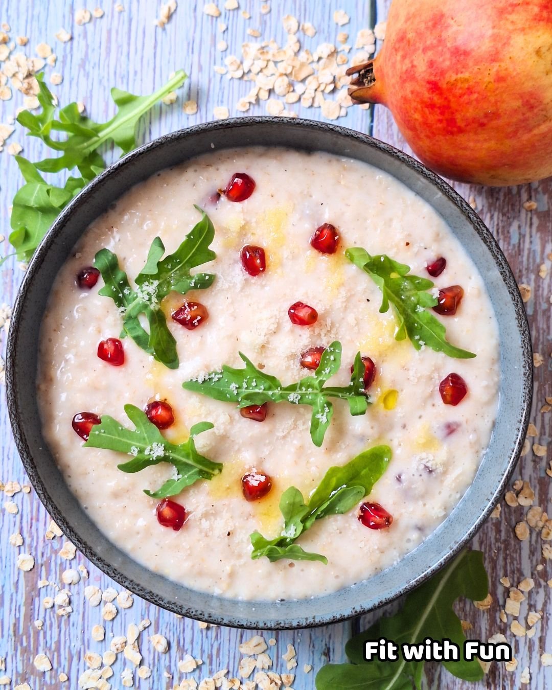 Porridge melograno e formaggio: cremoso, proteico e sorprendente