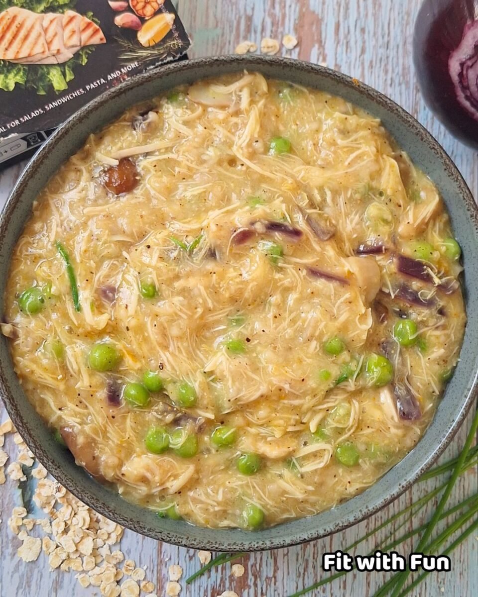 Porridge salato pollo funghi e piselli ricetta cremosa e nutriente