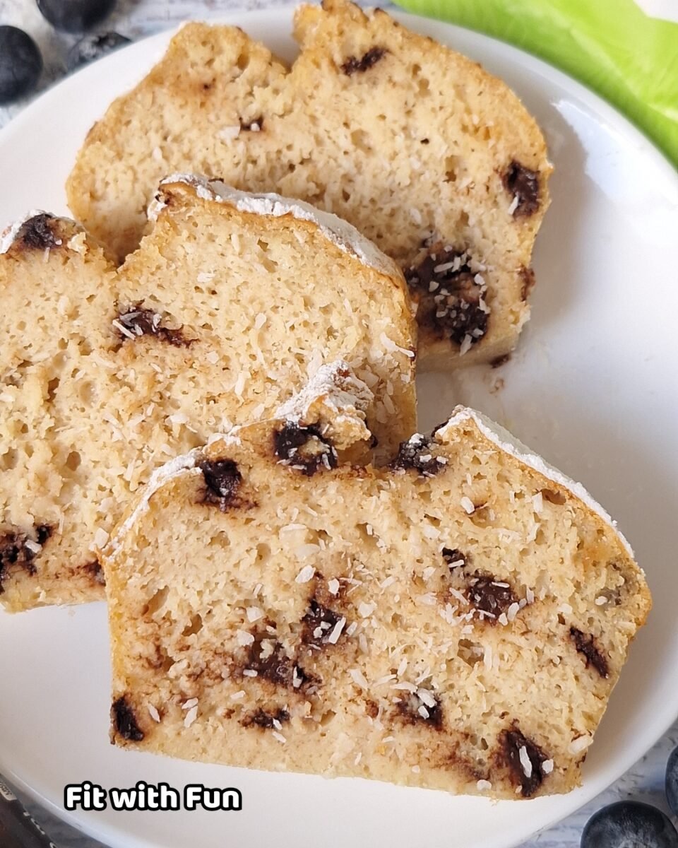 Plumcake Proteico Cocco e Cioccolato con Yogurt Greco e Avena
